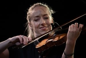 CATRIN FINCH & AOIFE NI BHRIAIN foto Yvett Stránská._1