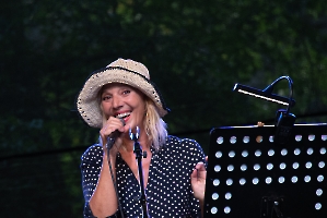 Szidi Tobias - foto Yvetta Stránská_13