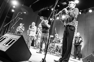 Amsterdam Klezmer Band, foto Barka Fabiánová_10