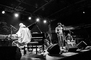 Tim Eriksen & Omar Sosa & Gustavo Ovalles - foto Barka Fabiánová_10