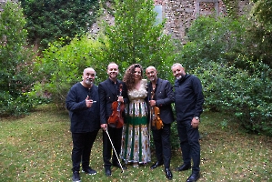 Júlia Kozáková & Manuša, foto Yvetta Stránská_14