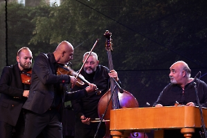 Júlia Kozáková & Manuša, foto Yvetta Stránská_6