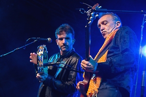 Justin Adams & Mauro Durante, foto Ivan Prokop_3