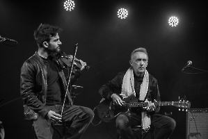 Justin Adams & Mauro Durante, foto Yvetta Stránská_11