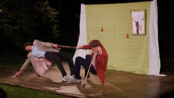 28. 7. Bratři Ebnové, Lina_. Sváteční odpoledne ve Staré tkalcovně_78