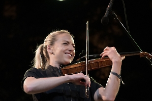 CATRIN FINCH & AOIFE NI BHRIAIN foto Yvett Stránská._8