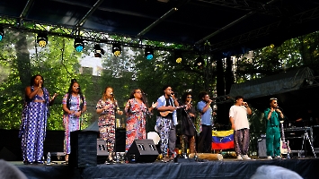 Ensemble B11 foto Vojmír Blažek_1