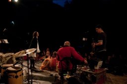 21. 7. 2012 "SLAVNOSTNÍ OTEVŘENÍ FOLKOVÝCH PRÁZDNIN - BITTOVÁ &amp; BITTI"