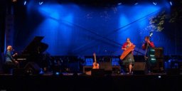 23. 7. 2012 "PÍSNIČKÁŘI A BARIÉRY"