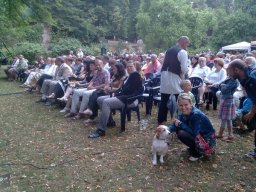  25. 7. 2015 "SLAVNOSTNÍ OTEVŘENÍ FOLKOVÝCH PRÁZDNIN - ODVAHA PROTI PŘEDSUDKŮM"