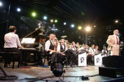 26. 7. 2015 "NEDĚLNÍ ZAHRADNÍ SLAVNOST"