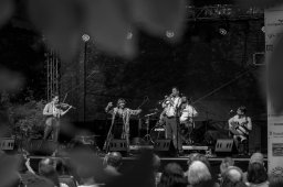 Bára Hrzánová &amp; Condurango - foto Barka Fabiánová